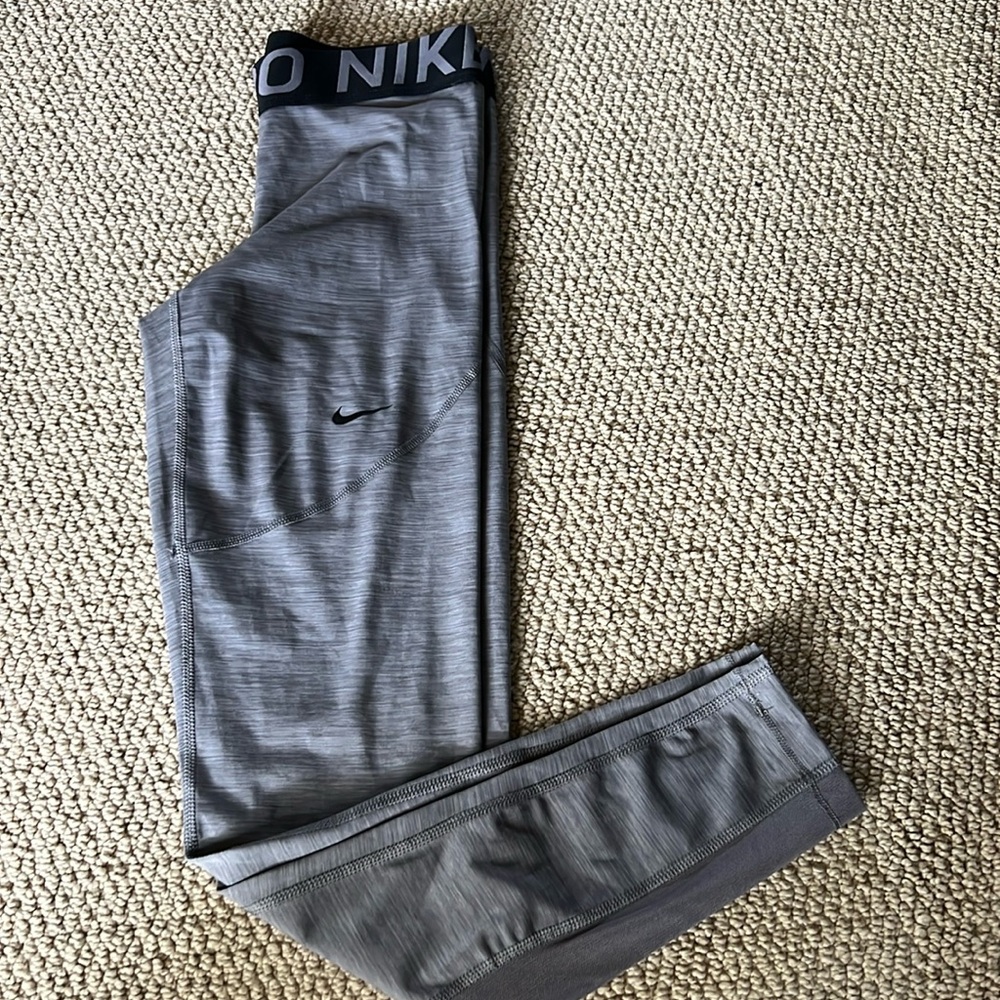 grey nike pro leggings